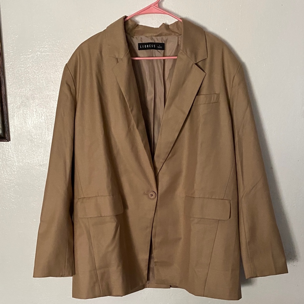 Lioness Beige Jacket - image 1